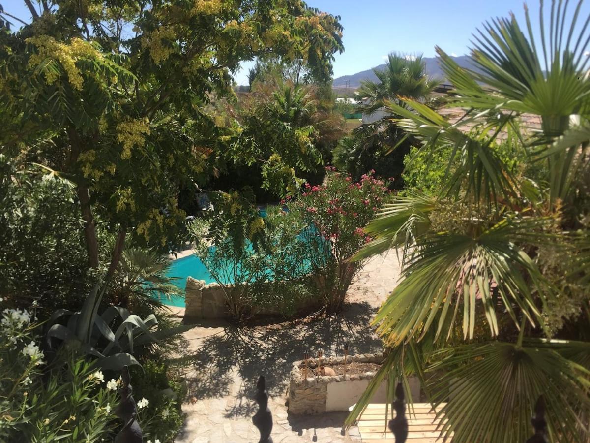 Cortijo Paraiso Charcon Higuera Екстер'єр фото